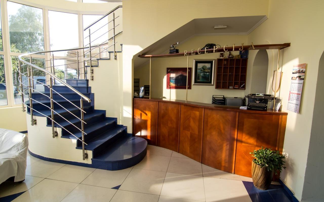 Hotel Ana Gospić Dış mekan fotoğraf