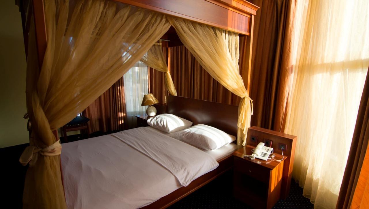 Hotel Ana Gospić Dış mekan fotoğraf