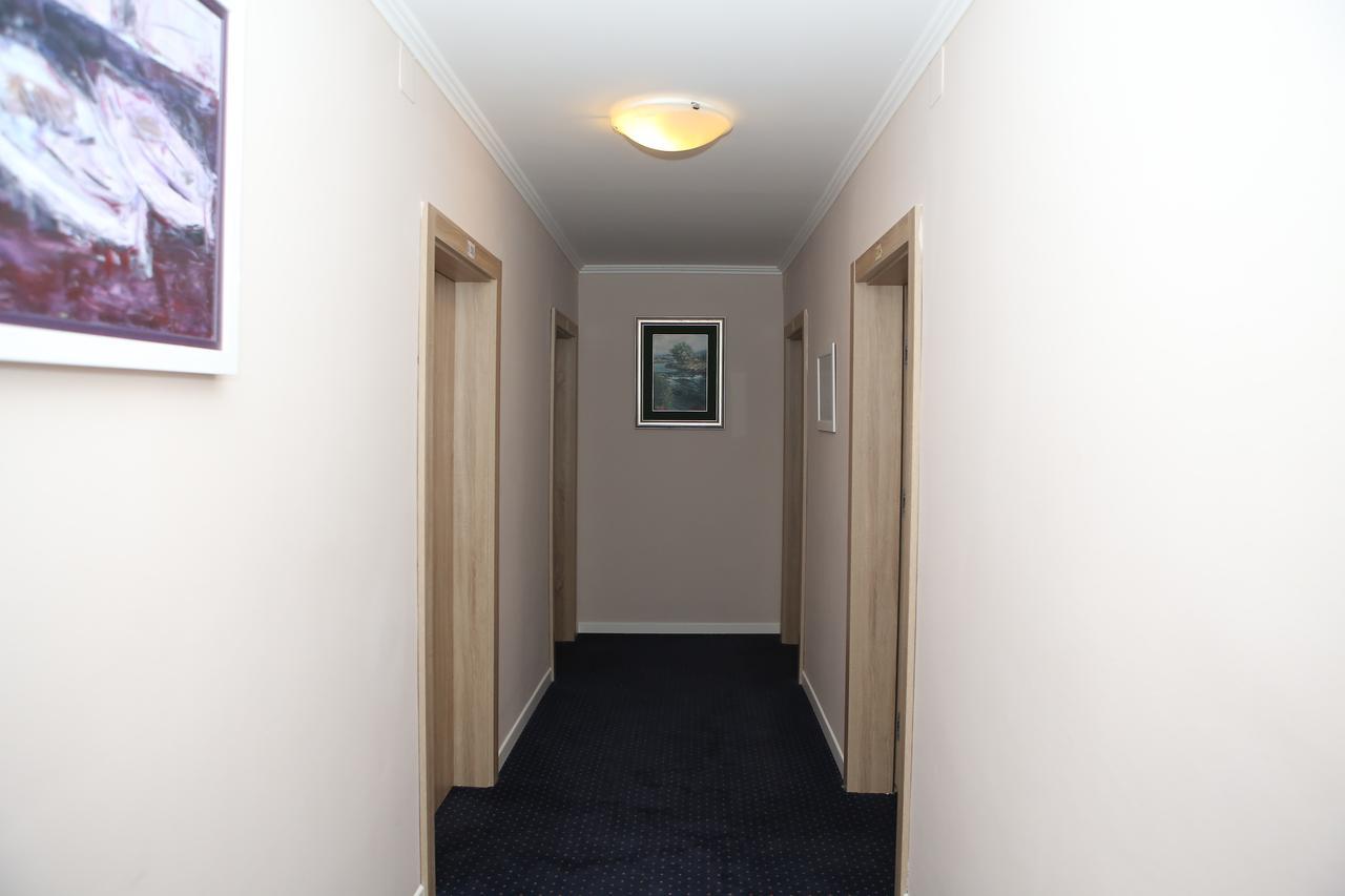 Hotel Ana Gospić Dış mekan fotoğraf
